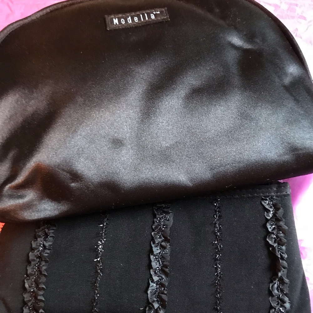 Makeup bags set of 2 Brand new